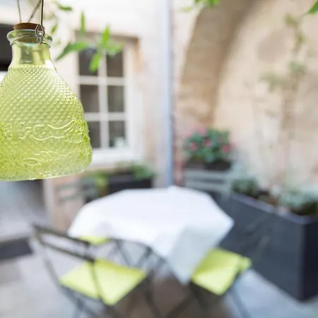 L'Aubertine - Appartement Hypercentre Avec Terrasse Beaune  Buitenkant foto