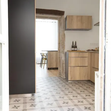 L'Aubertine - Appartement Hypercentre Avec Terrasse Beaune  Buitenkant foto